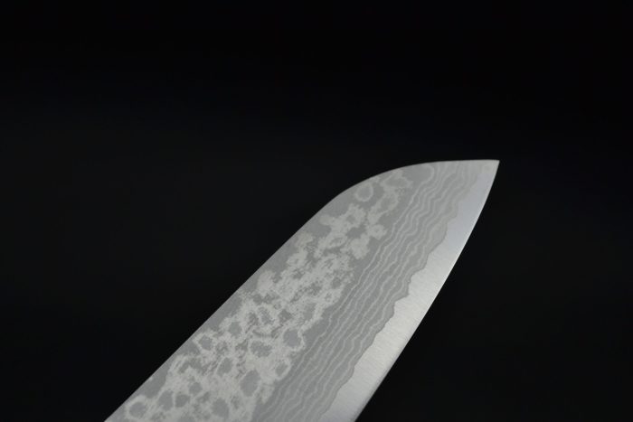 Masutani Damascus Santoku 170mm - Pakka - Image 4