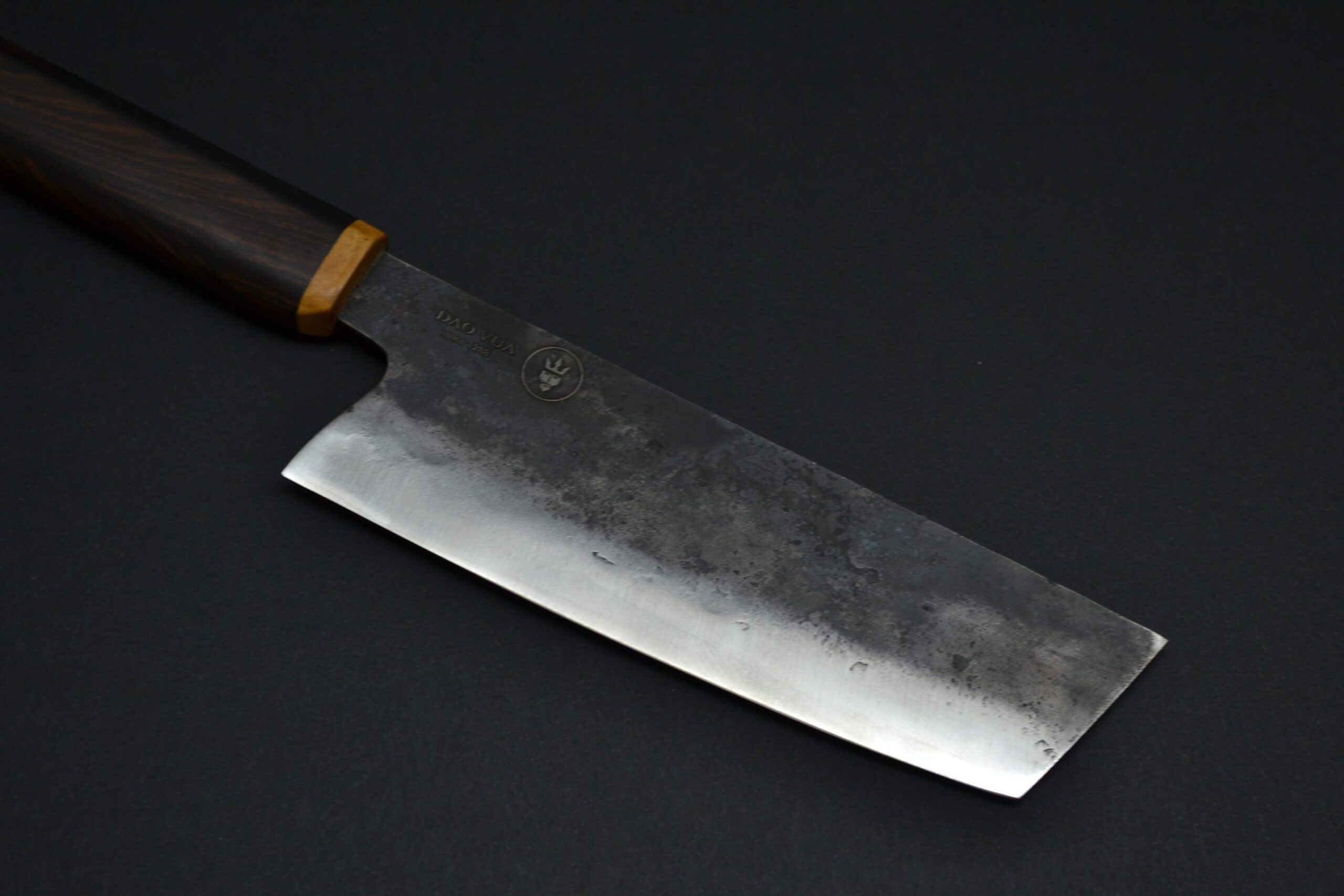 https://www.thesharpcook.com/wp-content/uploads/2023/05/Dao-Vua-Wes-Series-Nakiri-175mm-4-scaled.jpg