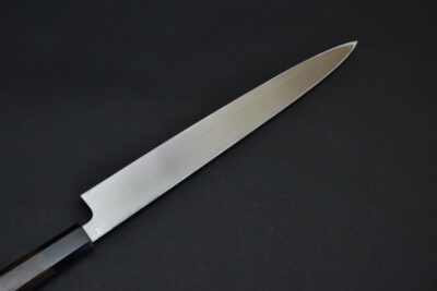 Hatsukokoro Shirasagi Kurouchi Yanagiba 300mm - Image 4