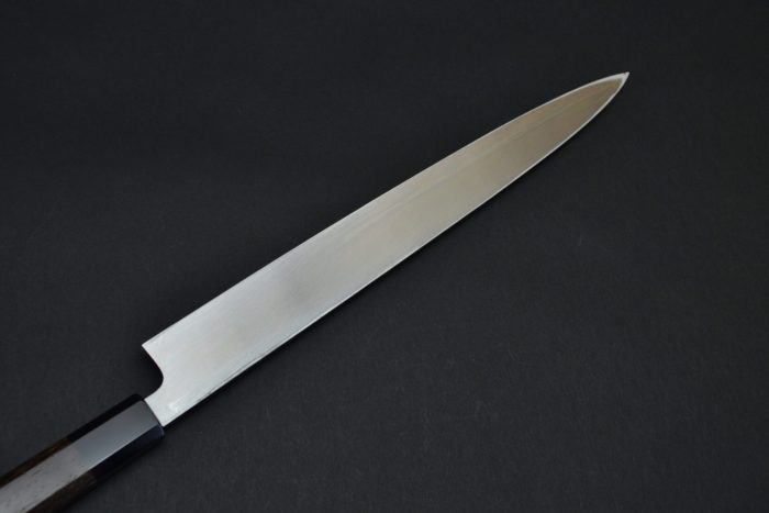 Hatsukokoro Shirasagi Kurouchi Yanagiba 300mm - Image 4